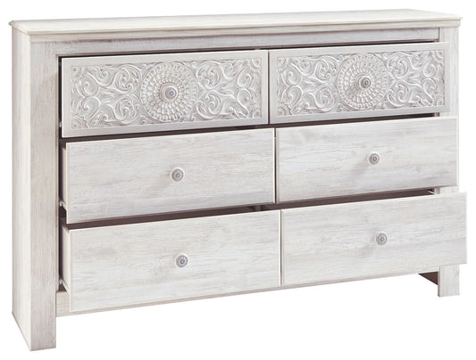 Paxberry - Six Drawer Dresser - Medallion Drawer Pulls - Whitewash